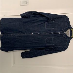 Women’s long sleeve denim